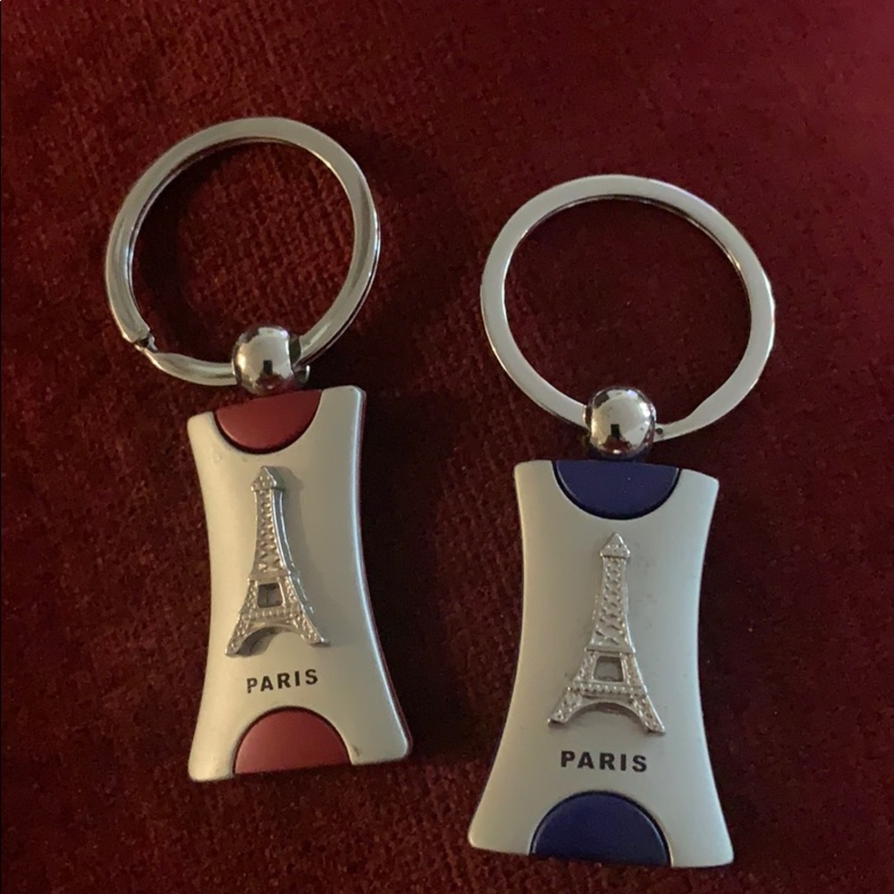 Eiffel Tower Key Chains - image 1